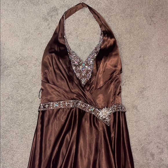 Tony Bowls Dresses & Skirts - Tony Bowls Elegant Brown Halter Dress with Embellishments xl